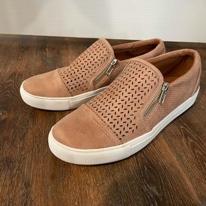 Women's Alexa Side Zip Slip On Sneaker